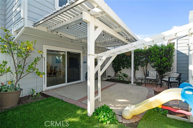 Detail Gallery Image 33 of 47 For 1693 N Mountain #D,  Upland,  CA 91784 - 3 Beds | 2/1 Baths