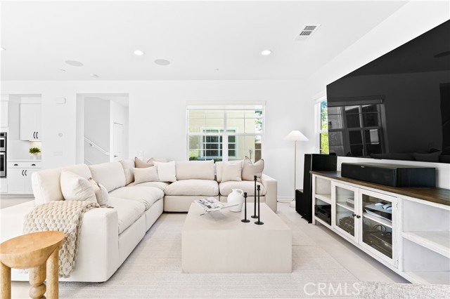 Detail Gallery Image 14 of 75 For 2 Cerro Ct, Rancho Mission Viejo,  CA 92694 - 4 Beds | 3/1 Baths