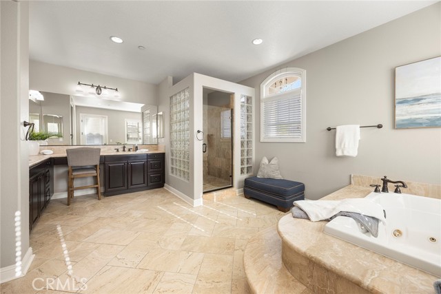 Detail Gallery Image 13 of 69 For 18705 Turfway Park, Yorba Linda,  CA 92886 - 5 Beds | 5/1 Baths