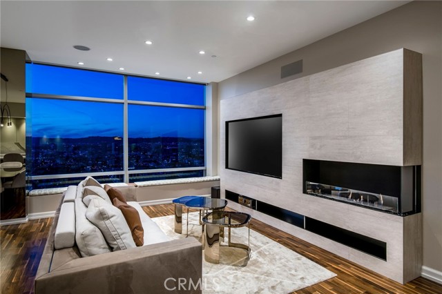900 W Olympic Boulevard, Los Angeles CA: https://media.crmls.org/medias/81fe3bde-72a0-4226-8181-fdb1b3dd89b0.jpg