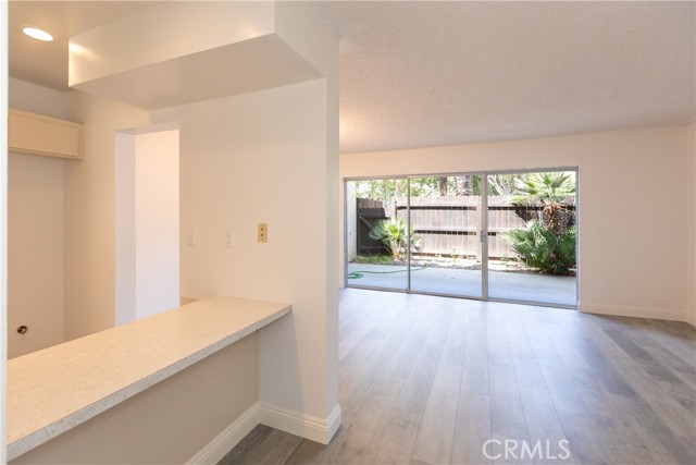 611 Lighthouse Way, Port Hueneme CA: https://media.crmls.org/medias/81ff64a3-644a-408e-9fa9-6f814d078b28.jpg
