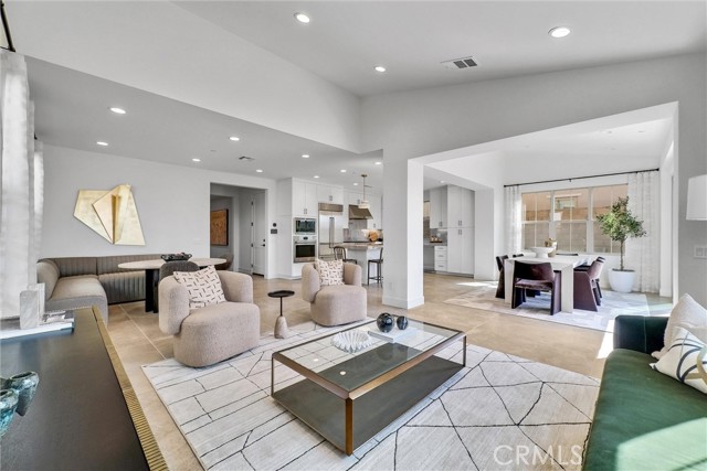 218 Collino, Irvine CA: https://media.crmls.org/medias/820007e7-cf9d-44af-ac0c-d6a3a5f56eaa.jpg