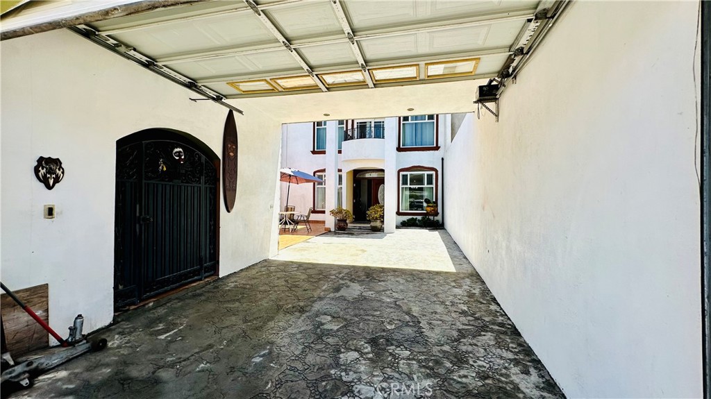 18547 Avenida Vistas