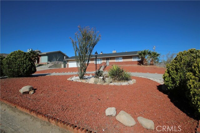 Detail Gallery Image 12 of 47 For 7676 Elwood St, Joshua Tree,  CA 92252 - 3 Beds | 2 Baths