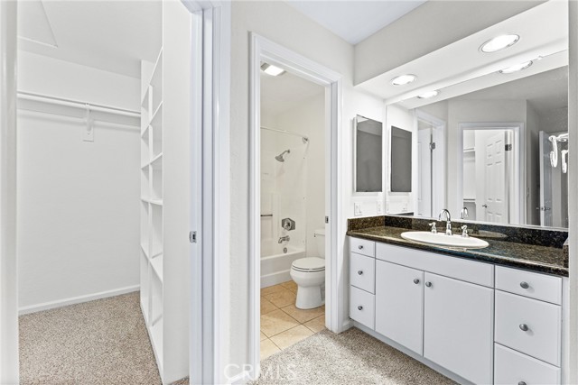 25641 Indian Hill Lane, Laguna Hills CA: https://media.crmls.org/medias/8200dcc0-c161-4232-b2b7-476a97dec978.jpg