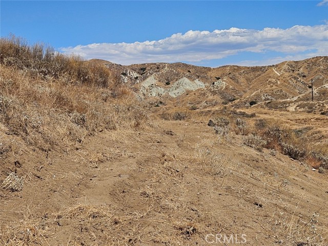 Topography of the Sean Court looking at the hills