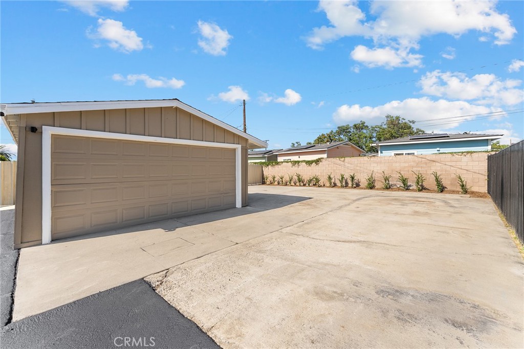 MLS #IV25219801 image #35