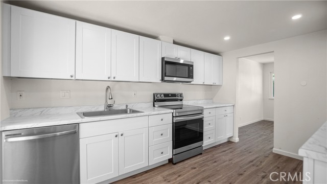 35605 Scarborough Drive, Newark CA: https://media.crmls.org/medias/82046235-0e2a-49f9-9c88-1166658a4caa.jpg