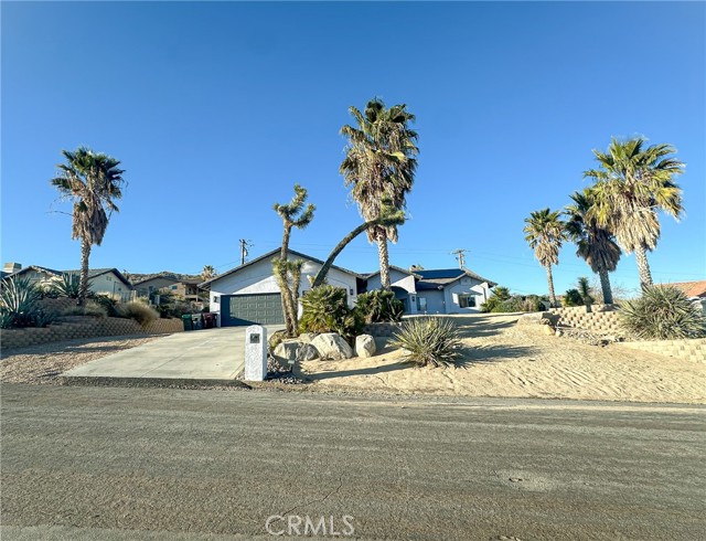Detail Gallery Image 2 of 23 For 7525 Whitney Ave, Yucca Valley,  CA 92284 - 4 Beds | 2 Baths