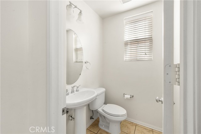 Detail Gallery Image 16 of 31 For 19946 Giovanni Ct, Yorba Linda,  CA 92886 - 3 Beds | 2/1 Baths