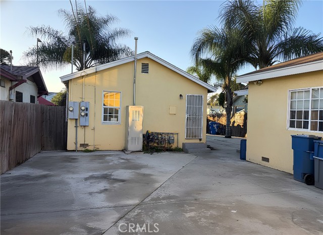 Detail Gallery Image 2 of 2 For 10510 S Broadway, Los Angeles,  CA 90003 - – Beds | – Baths