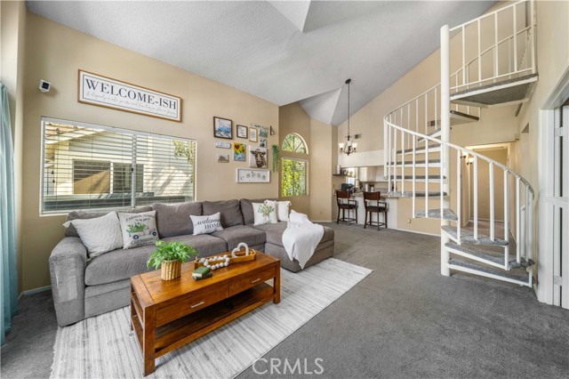 Detail Gallery Image 3 of 21 For 26972 Flo Ln #306,  Canyon Country,  CA 91351 - 3 Beds | 2 Baths
