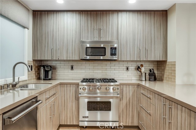 Detail Gallery Image 17 of 19 For 247 Calliope St, Laguna Beach,  CA 92651 - 3 Beds | 2 Baths
