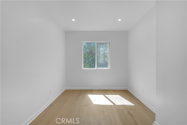 7435 7437 Balcom Avenue, Reseda CA: https://media.crmls.org/medias/820959b7-d004-4405-b170-7142274f41f2.jpg