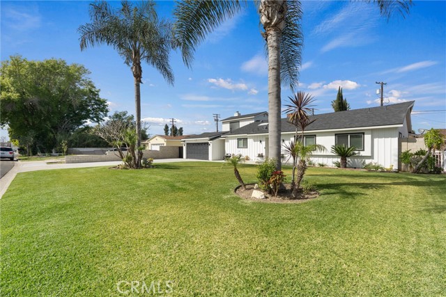 Detail Gallery Image 4 of 46 For 1675 W Mells, Anaheim,  CA 92802 - 4 Beds | 2/1 Baths