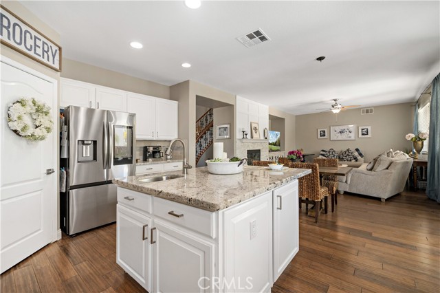 Detail Gallery Image 19 of 57 For 30909 Central Park Dr, Murrieta,  CA 92563 - 6 Beds | 4/1 Baths