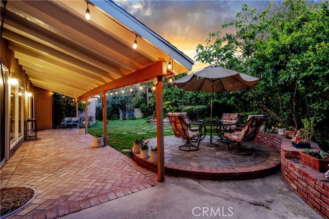 23426 Berdon Street photo 2