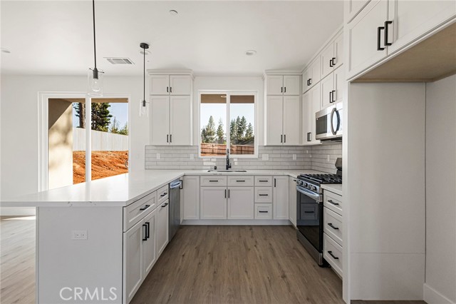 Detail Gallery Image 16 of 53 For 490 Crestwood Dr, Paradise,  CA 95969 - 3 Beds | 2 Baths