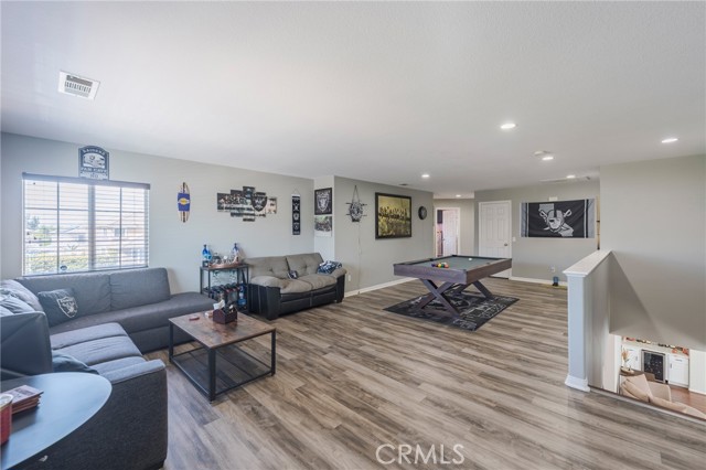 Detail Gallery Image 19 of 32 For 2295 Shanna Carle Dr, Corona,  CA 92882 - 4 Beds | 3/1 Baths