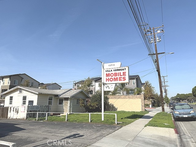 Detail Gallery Image 15 of 15 For 13713 S Vermont Ave #15,  Gardena,  CA 90247 - 1 Beds | 1 Baths