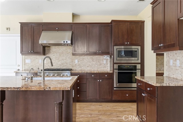 Detail Gallery Image 7 of 37 For 5632 Menemsha Ln, Santa Maria,  CA 93455 - 4 Beds | 4 Baths