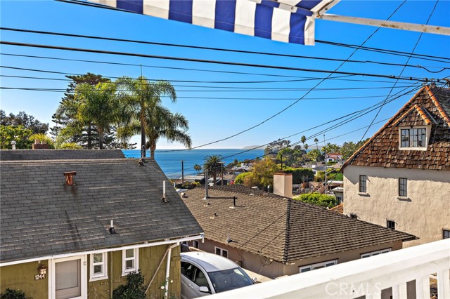 Detail Gallery Image 20 of 21 For 226 Chiquita #UPPER,  Laguna Beach,  CA 92651 - 1 Beds | 1 Baths