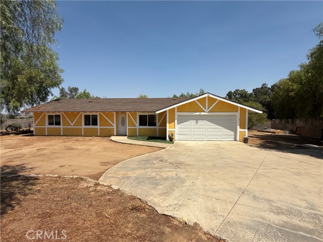 17260 Pfeifer Way, Perris CA: https://media.crmls.org/medias/820cb9ff-90b9-47a5-b63c-e5acb6676623.jpg
