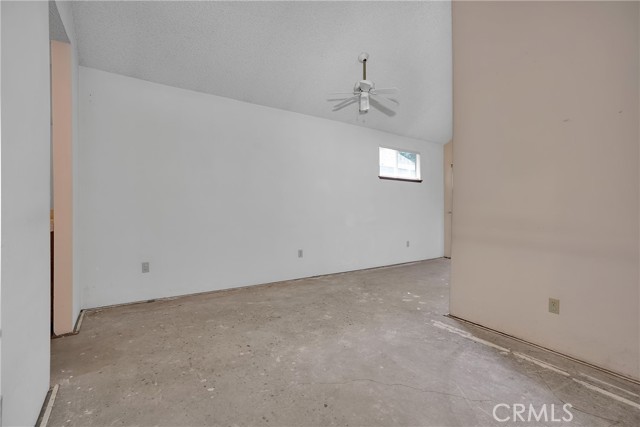 Detail Gallery Image 10 of 21 For 201 Lockewood Ln, Scotts Valley,  CA 95066 - 3 Beds | 2 Baths