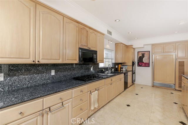Detail Gallery Image 4 of 27 For 4343 Shadyglade Ave, Studio City,  CA 91604 - 4 Beds | 5 Baths