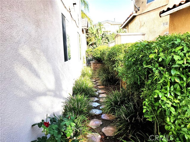 Detail Gallery Image 4 of 34 For 30160 Holmby Ct, Castaic,  CA 91384 - 4 Beds | 3 Baths