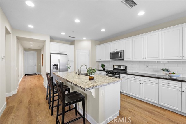 Detail Gallery Image 9 of 36 For 11514 Elderberry, Corona,  CA 92883 - 4 Beds | 3 Baths