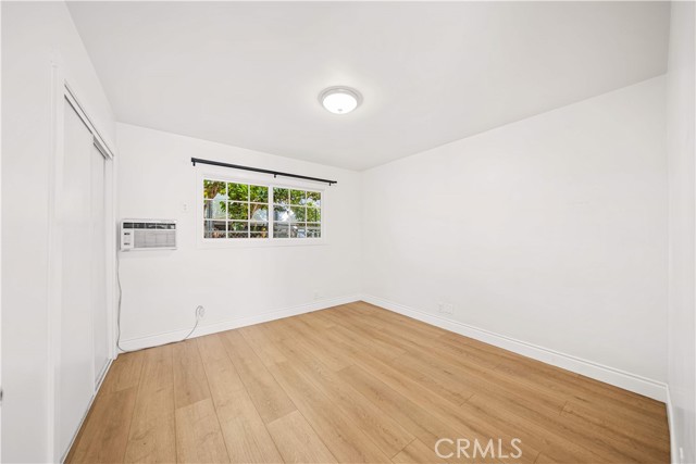 104 East Adams photo 41