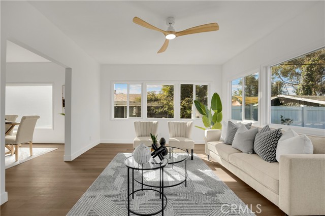 Detail Gallery Image 17 of 42 For 2301 9th, Los Angeles,  CA 90018 - 3 Beds | 3 Baths