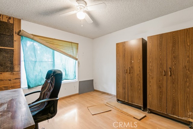 Detail Gallery Image 21 of 26 For 521 Bond, Redlands,  CA 92373 - 4 Beds | 2 Baths