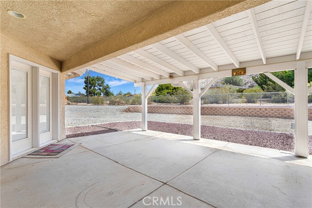 19410 Allegheny Court, Apple Valley CA: https://media.crmls.org/medias/82120e8c-ff7c-4267-9ff6-38763f3025f9.jpg