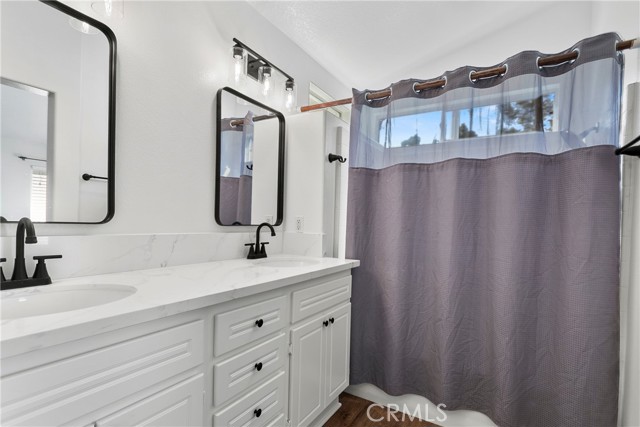 81 Plateau, Aliso Viejo CA: https://media.crmls.org/medias/82124ff3-c662-406b-98cd-4a8a3c82b859.jpg