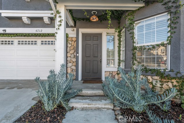 4712 Templeton Street photo 3