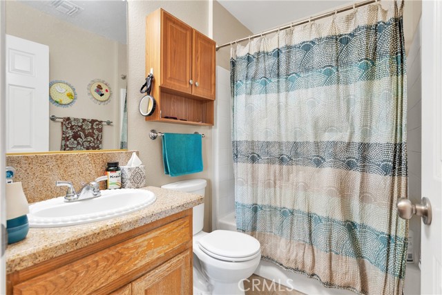 Detail Gallery Image 16 of 30 For 14767 Grafton Ln, Helendale,  CA 92342 - 3 Beds | 2 Baths
