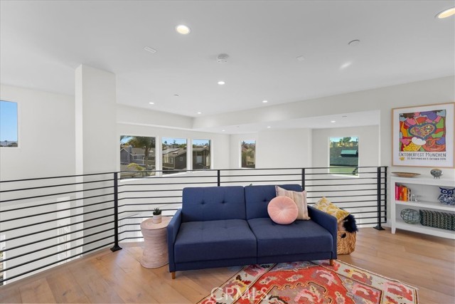 2311 Voorhees Avenue, Redondo Beach, California 90278, 3 Bedrooms Bedrooms, ,3 BathroomsBathrooms,Residential,Sold,Voorhees,SB22053770