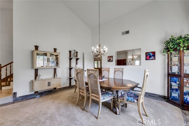 17262 Chase Street, Northridge CA: https://media.crmls.org/medias/821469f6-b21e-496c-9b9d-9578f7688174.jpg