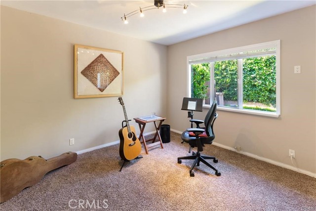 Detail Gallery Image 17 of 28 For 5655 Katherine Ave, Sherman Oaks,  CA 91401 - 2 Beds | 1 Baths