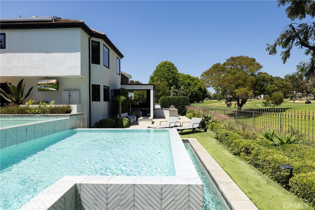 MLS #OC25140282 img 45