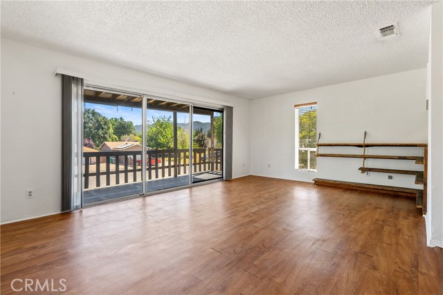 Detail Gallery Image 10 of 40 For 22550 J St, Santa Margarita,  CA 93453 - 3 Beds | 2/1 Baths