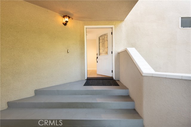 Detail Gallery Image 3 of 29 For 8665 Valley Circle Bld, West Hills,  CA 91304 - 3 Beds | 2/1 Baths