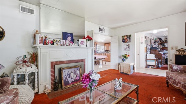 Detail Gallery Image 13 of 23 For 1106 Mar Les, Santa Ana,  CA 92706 - 3 Beds | 2/1 Baths