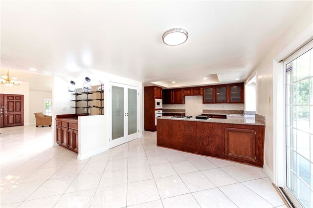 3025 E Hillside Drive, West Covina CA: https://media.crmls.org/medias/82169ec6-5521-4734-9a3d-e17fa6c10b58.jpg