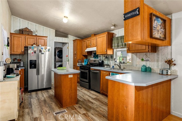 Detail Gallery Image 1 of 1 For 14805 Magalia Dr, Magalia,  CA 95954 - 3 Beds | 2 Baths