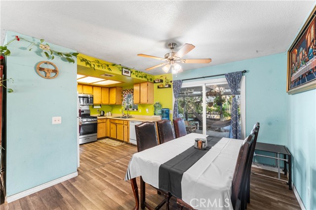 Detail Gallery Image 17 of 29 For 39132 161st St, Palmdale,  CA 93591 - 3 Beds | 2 Baths