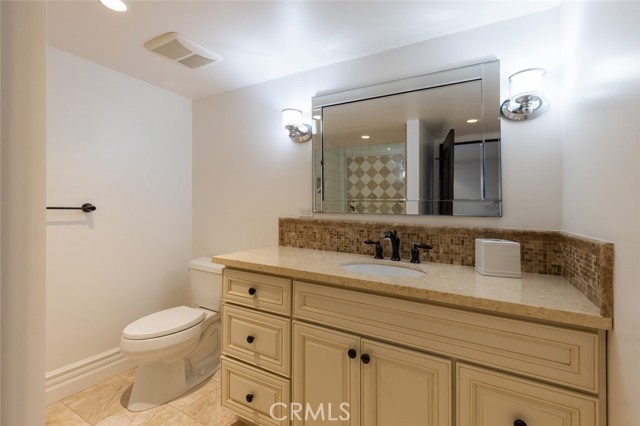 Detail Gallery Image 6 of 33 For 26521 Broken Bit Ln, Laguna Hills,  CA 92653 - 4 Beds | 3/1 Baths