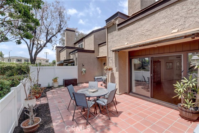 Detail Gallery Image 41 of 45 For 904 Lombard Ct, Costa Mesa,  CA 92626 - 3 Beds | 2/1 Baths